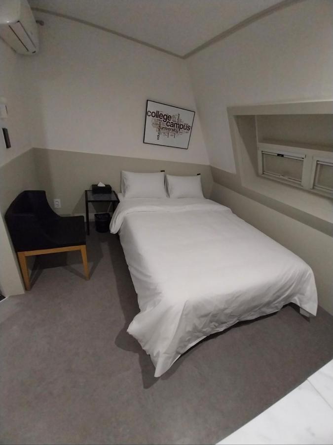 Hotel Stay Inn Сеул Экстерьер фото