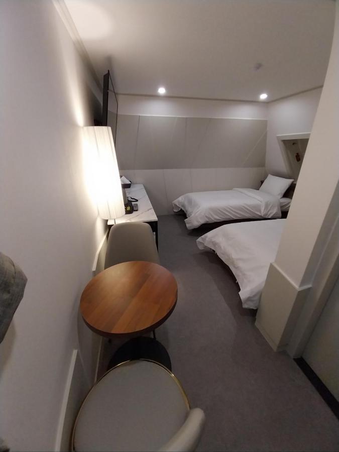 Hotel Stay Inn Сеул Экстерьер фото