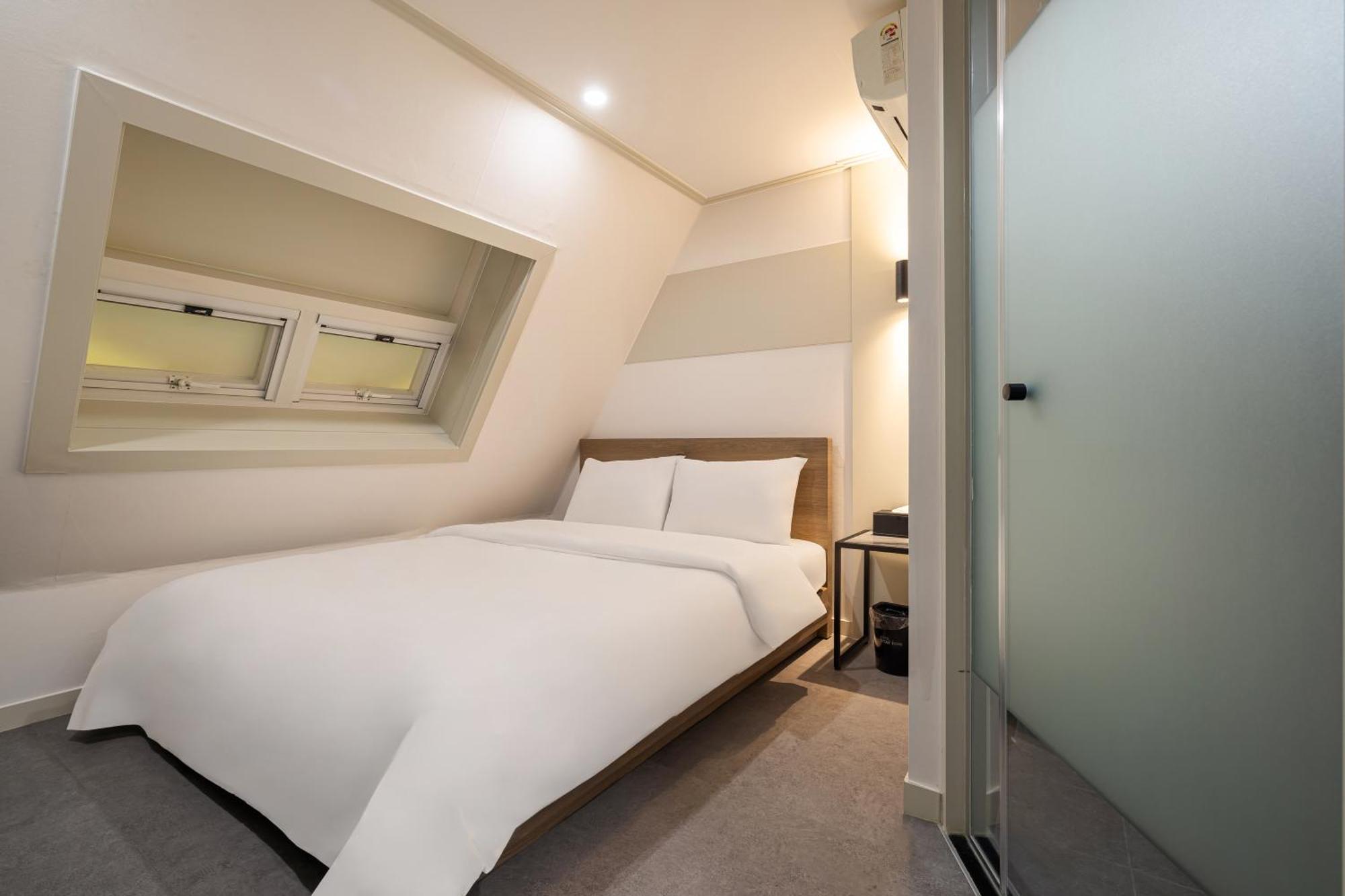 Hotel Stay Inn Сеул Экстерьер фото
